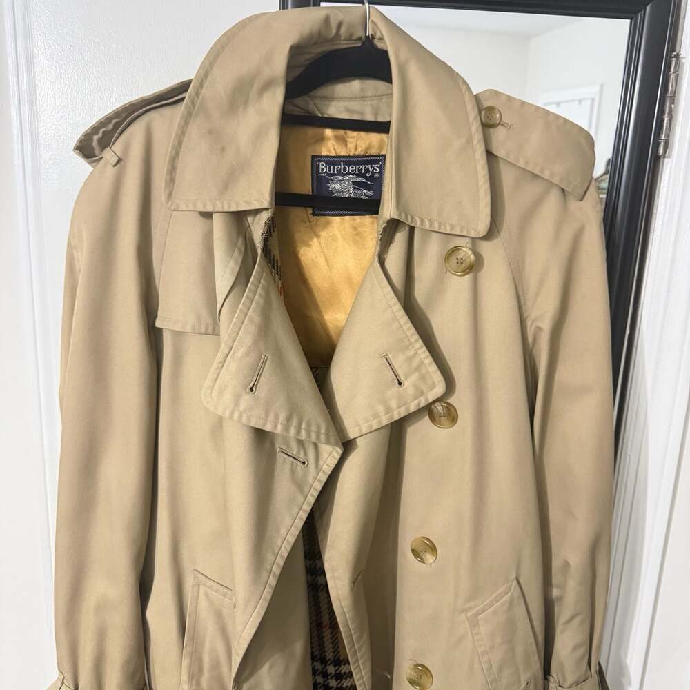 Vintage Burberrys Made in England Trench Coat with Nova Check Lining - Picture 2 of 9